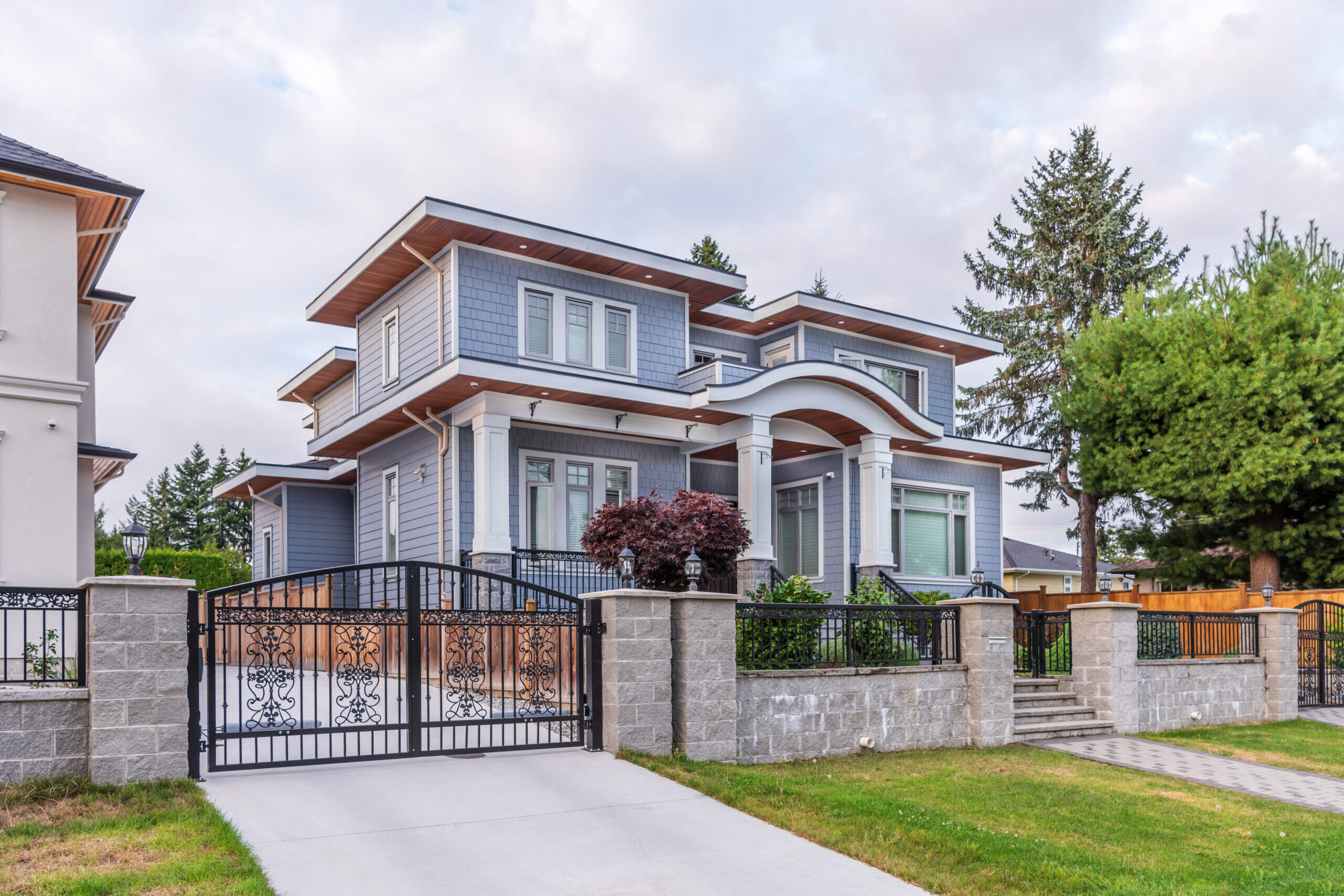 houses-in-suburb-at-summer-in-the-north-america-l-2026-03-26-10-45-41-utc
